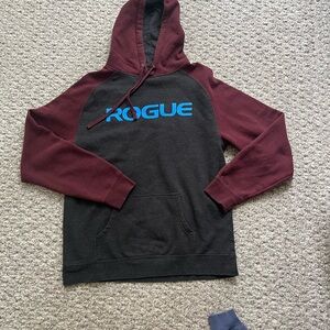 Rogue Men's Black and Burgundy Sweater